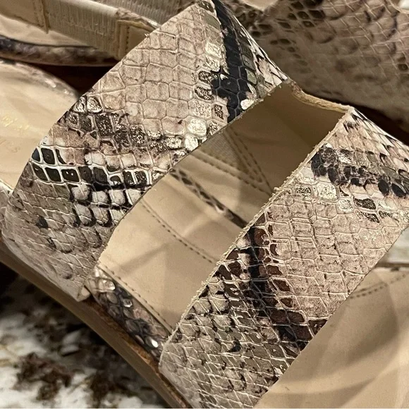 Cole Haan ADELLA sandal Python Snakeskin Print - 8.5 - Picture 3 of 15